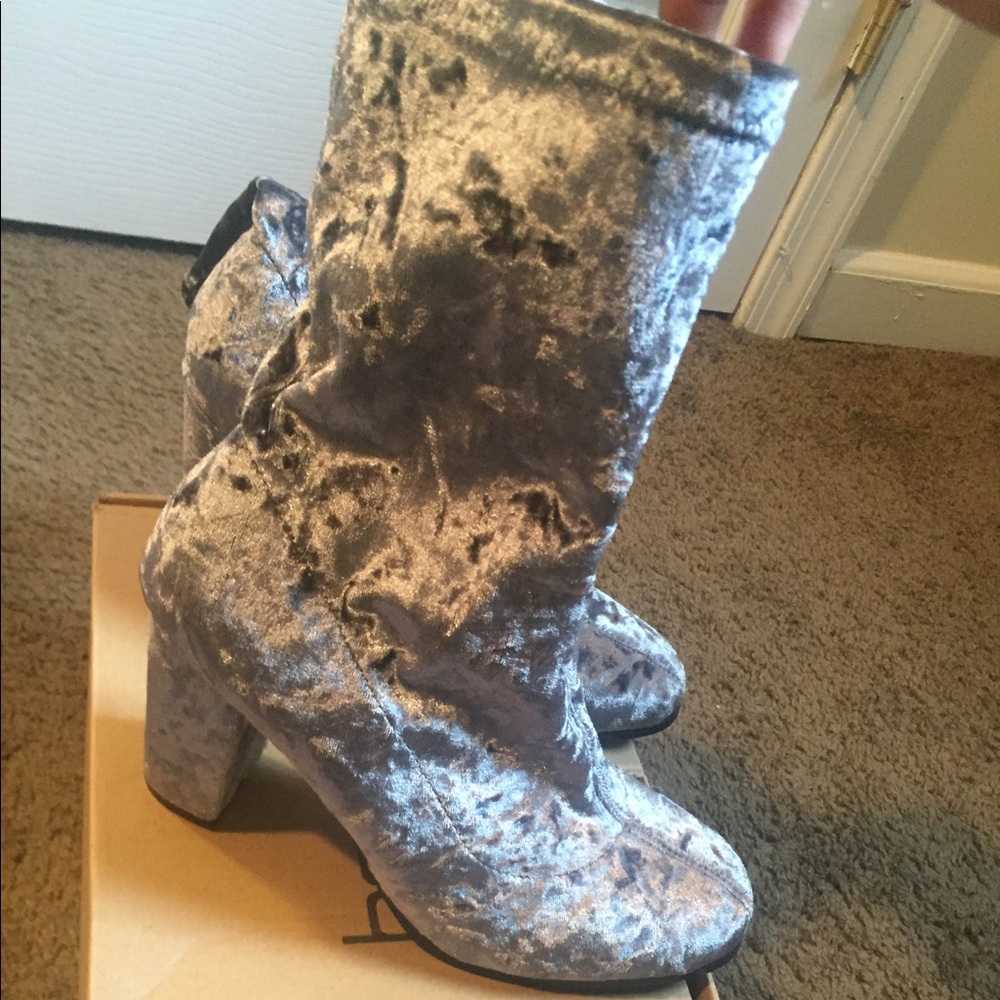 High Heeled Suede Booties